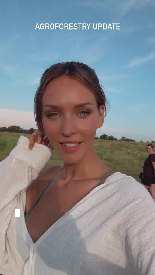 Rachel Cook photo 1